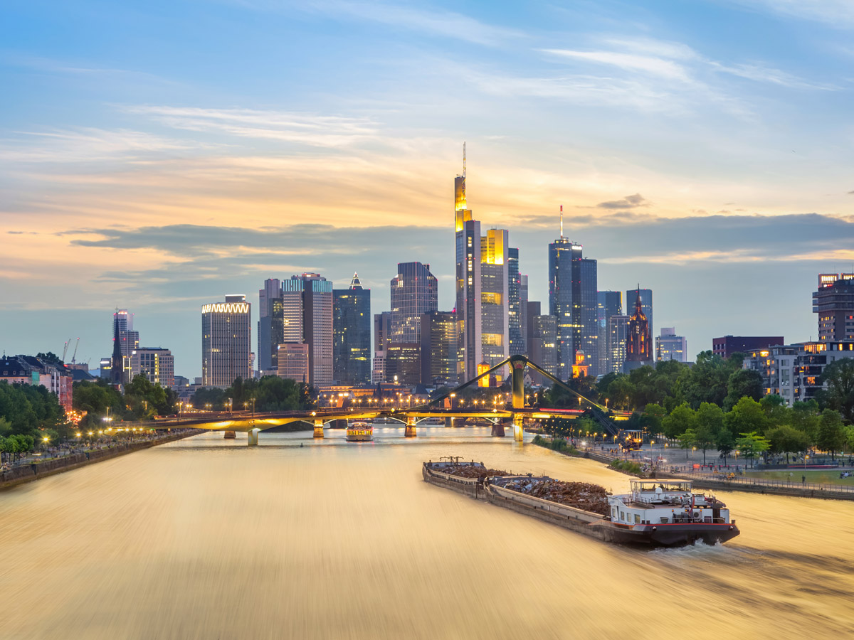Flughafentransfer Frankfurt FRA